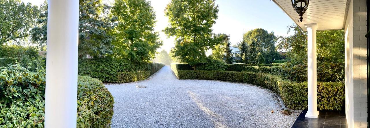 Doppelzimmer Gartenblick Villa Julian Aurich Eksteriør billede